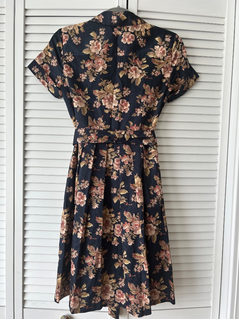 Brooks Brothers Pleated Floral Short Sleeves Dress Size 0 - Picture 7 of 10